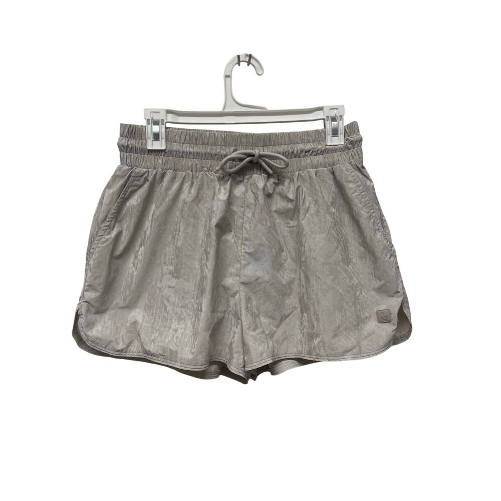 Nuuds Women's Retro Track Shorts Athletic Shorts pebble beige size medium